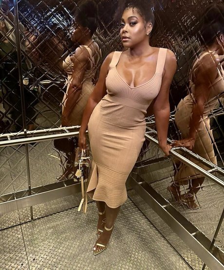 Taraji P Henson star adult img