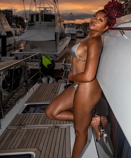 Taraji P Henson model exclusive picture