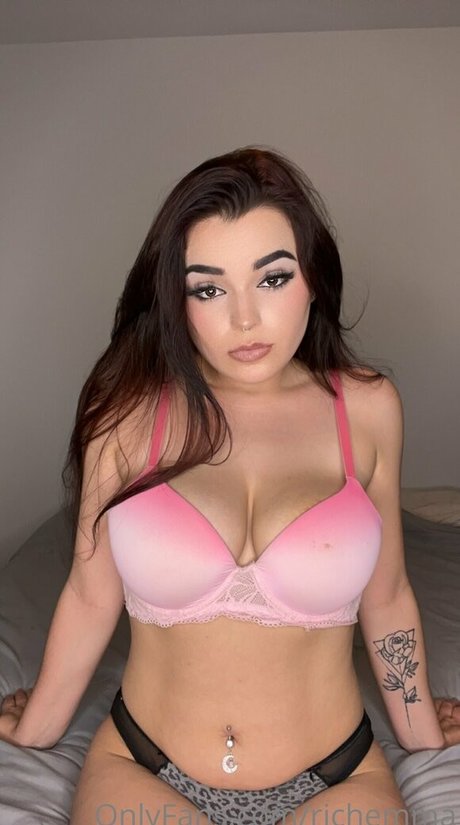 richemma perfect actress galleries