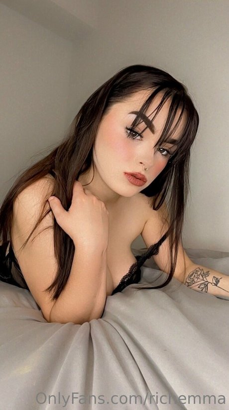 richemma star top image