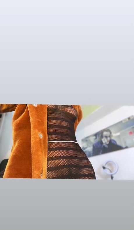 Aprilrae420 exclusive model pictures