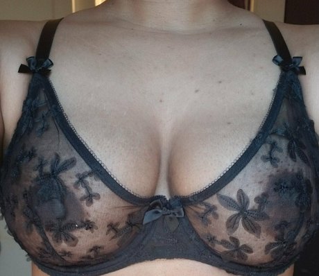 nickeyjames hd star pic