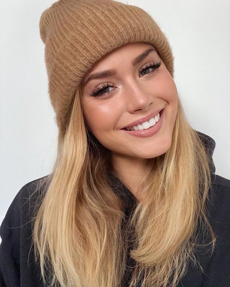 Lucie Gaumont hot model photos