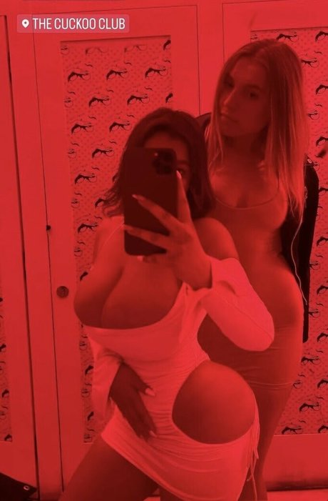 Karina__1 model pictures