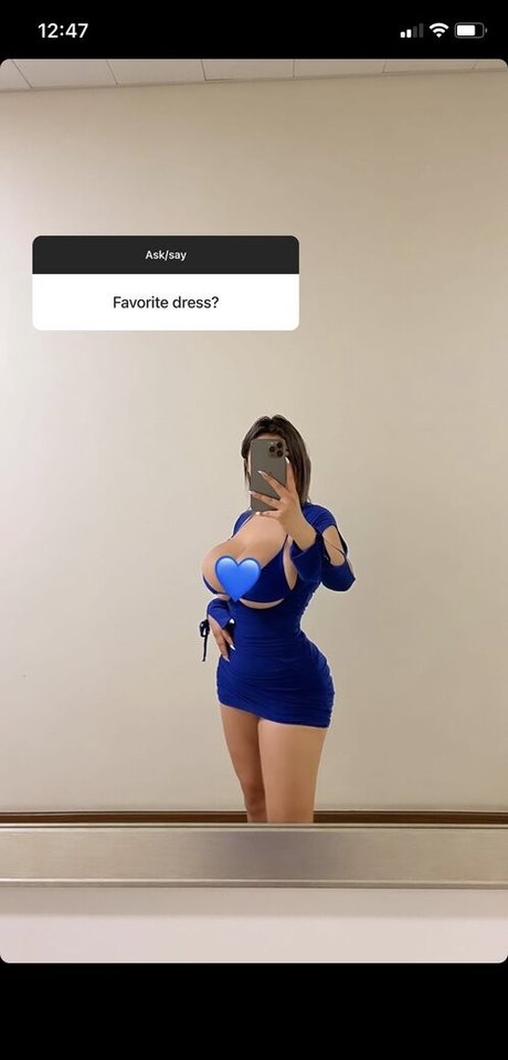 Karina__1 nude actress pics