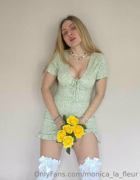 marry strawberry model free photos