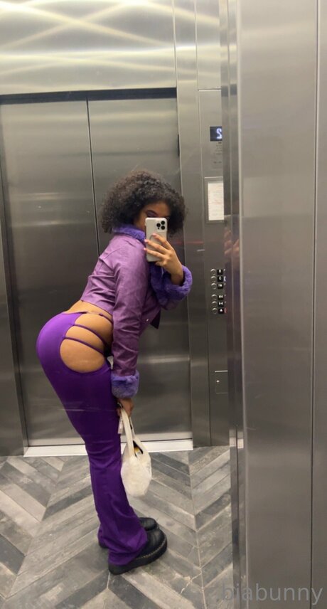 BiaBunnyy erotic actress photos