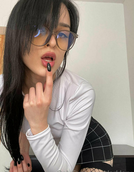 darklory naked actress gallery