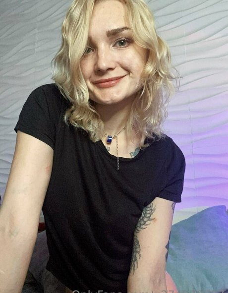 verydeepocean nude model pictures