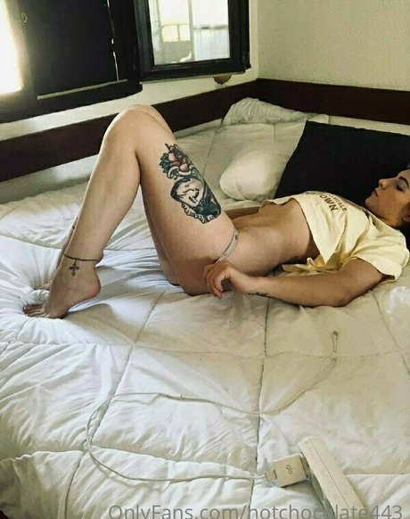 hotchocolate443 pornstar naked pics