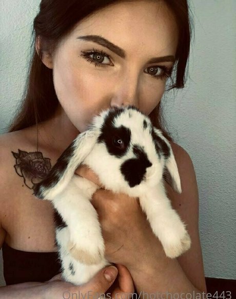 hotchocolate443 model nudes images