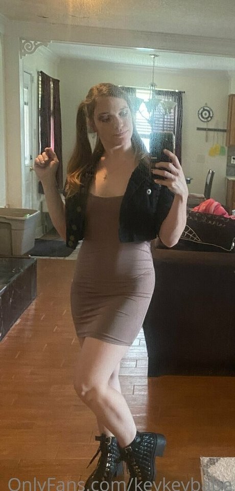 blonde ass onlyfans beautiful pics