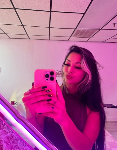 kikirivers sexy model pictures