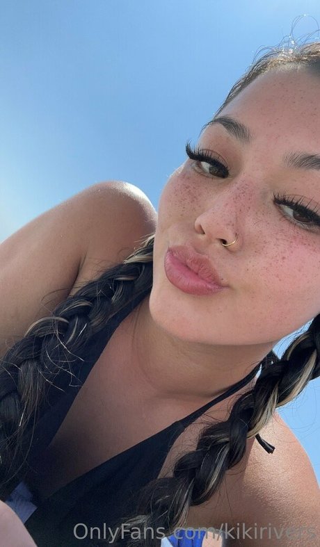 kikirivers pretty pornstar picture