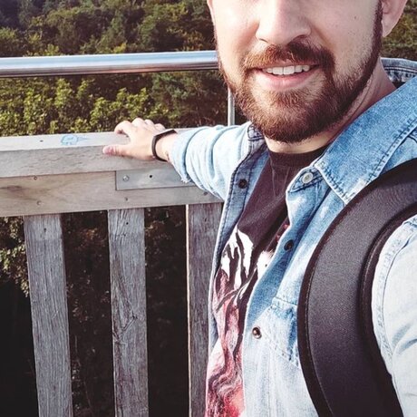 Den nudes actress pics