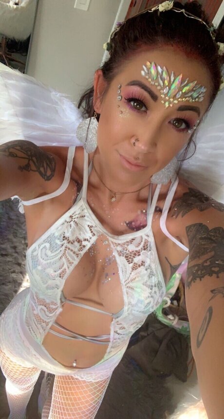 MizzMeowza pretty actress picture