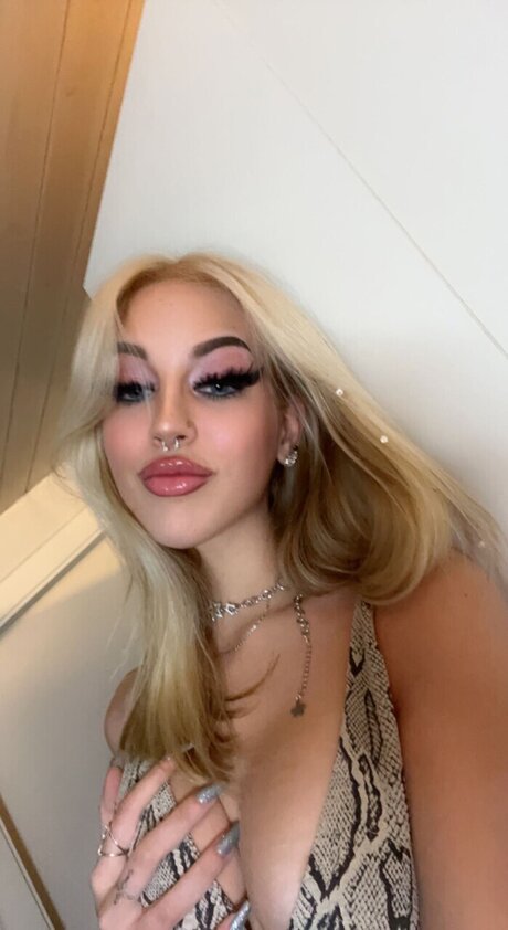 VickyObsen exclusive pornstar gallery