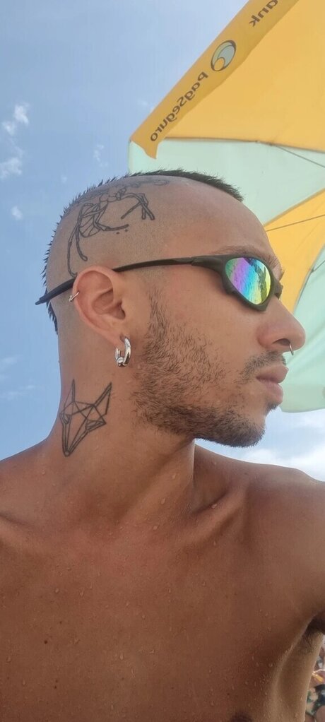 Paolo M_ nude star image