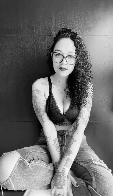 Miss Villa star erotic gallery