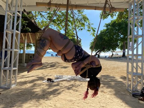 Isean naked actress picture