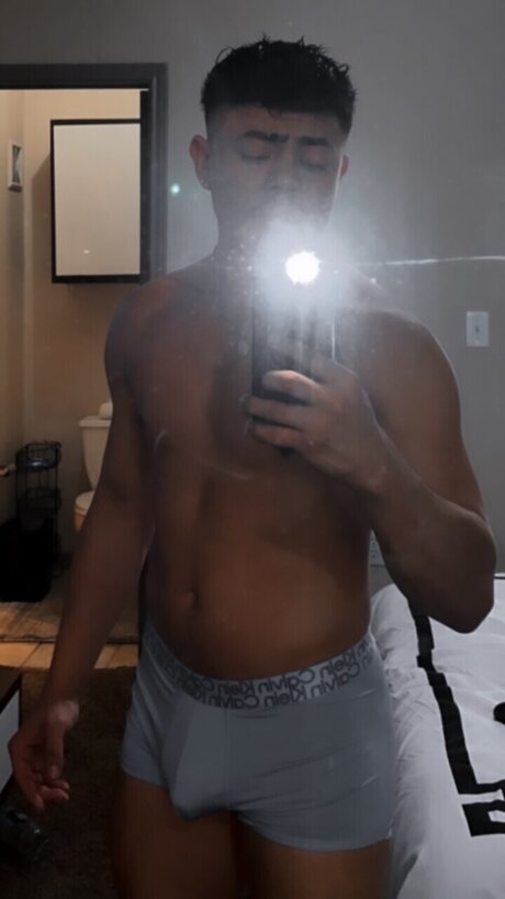 Drezo hot actress gallery