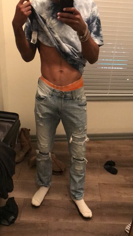 Dio nude model photo