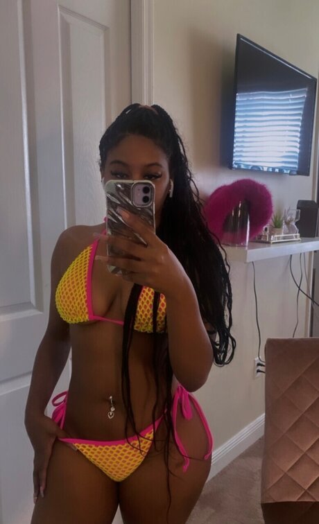 Jazzy Baby star pornographic image