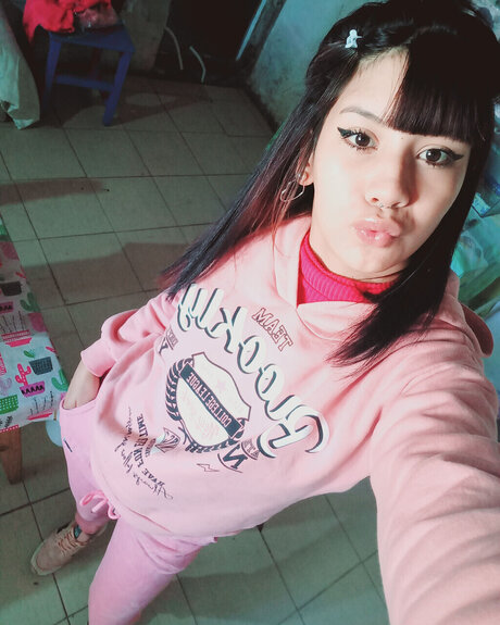 Angel Sexy_ pretty model pics