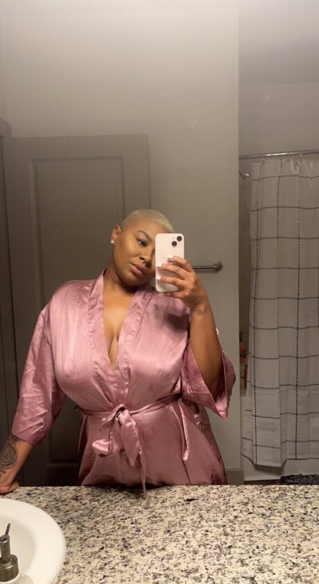 MIAAAA star beautiful galleries