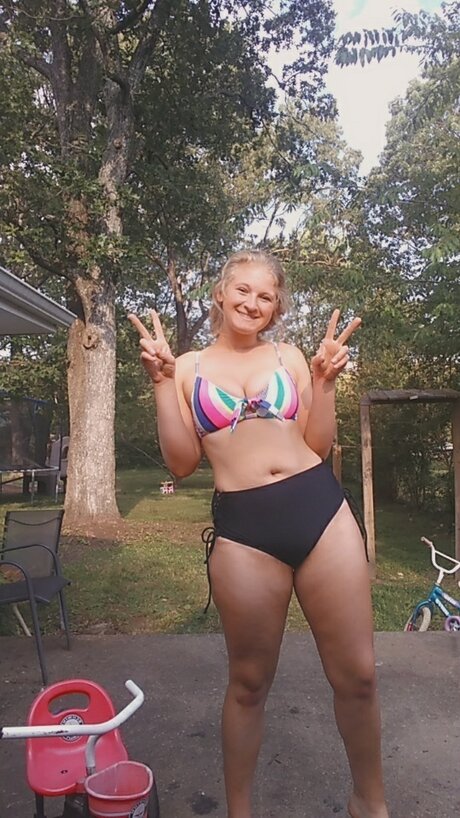 hotpotato star naked photo