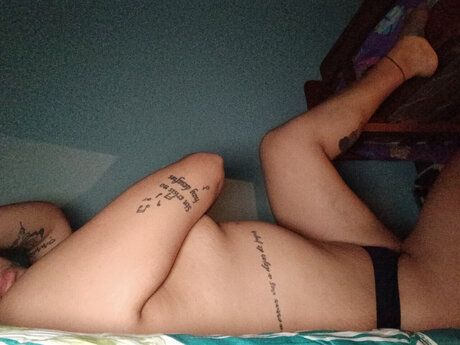 _COSTUM PERSONALIZADO_ model top picture