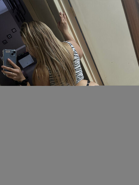 Luciana_ sexy model pictures