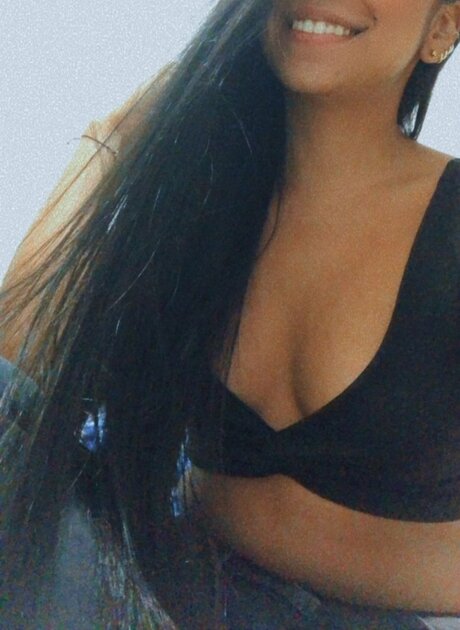 Isabel Cardona nudes model images