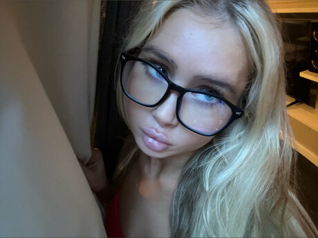 SIA_ nude pornstar pictures