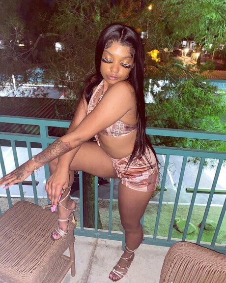 Royalty actress image