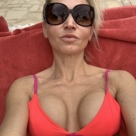 u7488958 pornstar art pic