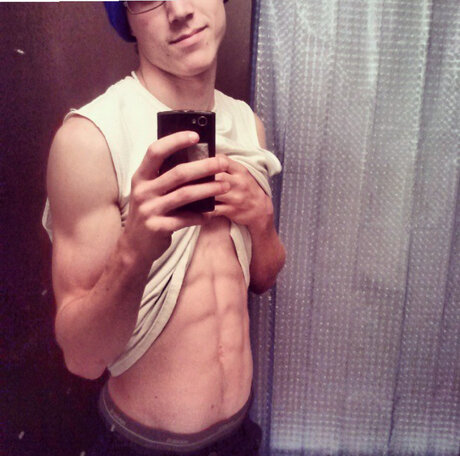 007VaTe star pornographic images