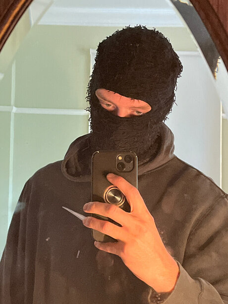 Benji Foster XIV exclusive star images