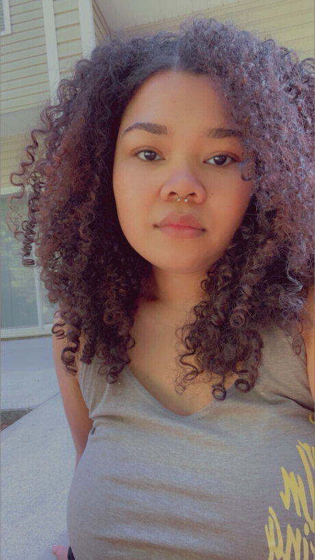 Goddess Fae_ pornstar nude gallery