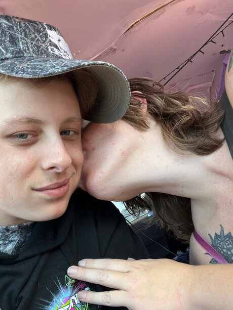 JadaBrennen naked model gallery