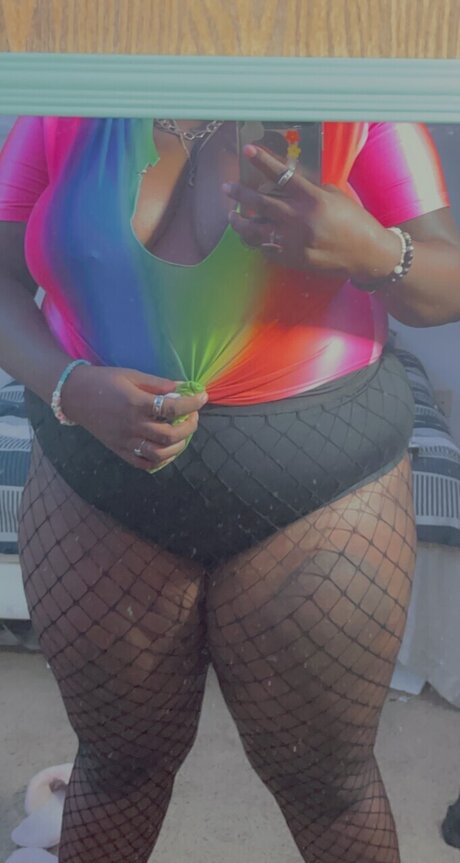 August_ high quality pornstar image