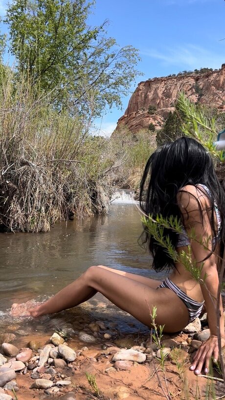 SweetLatina sexy star photos