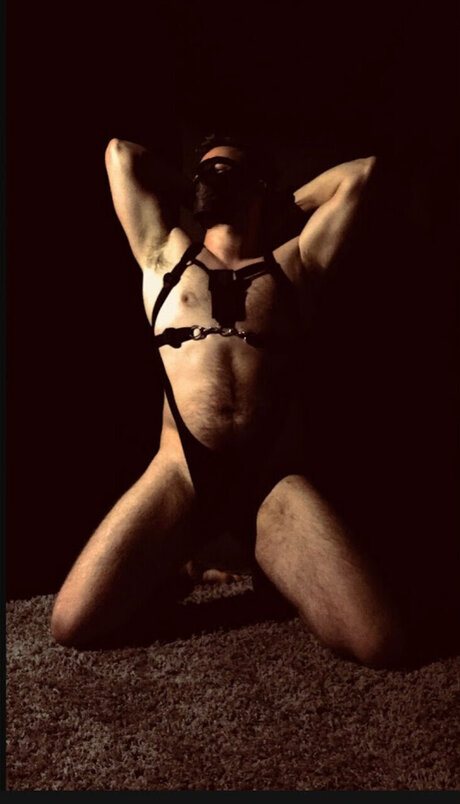 Perverted White Boi hd pornstar image