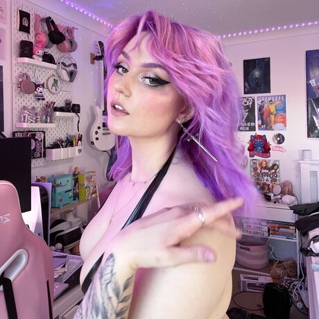 thiccbitxh naked pornstar pictures