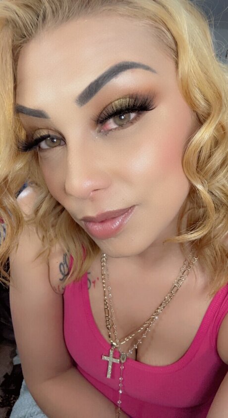 Gigi s Playhouse_ hd model image