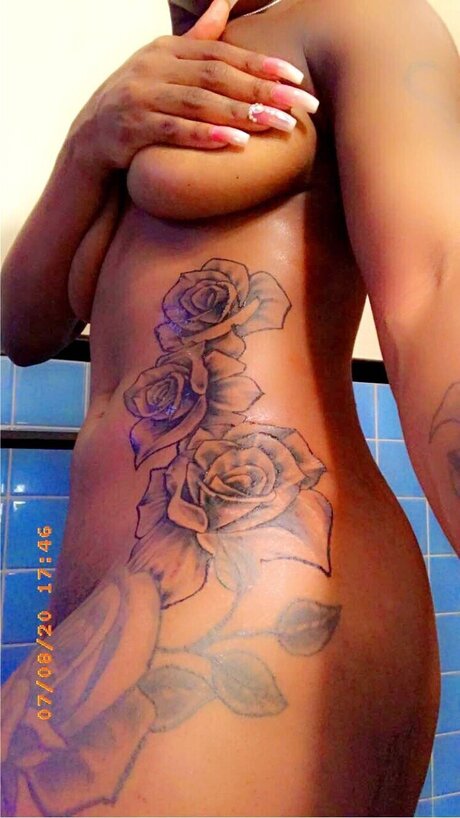 Ittybitty model sexy images