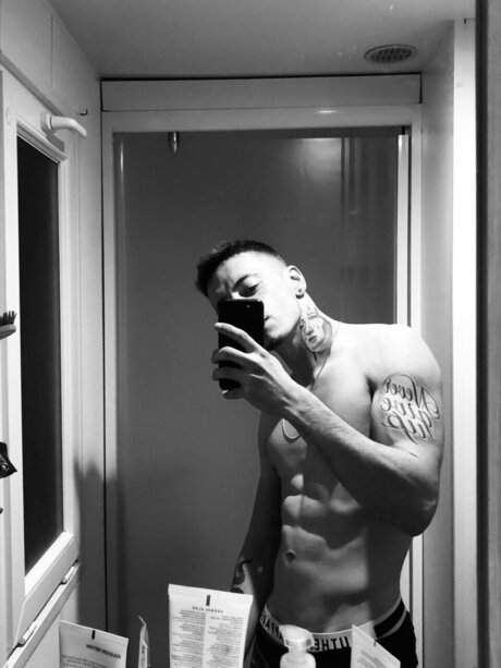 Nuno Mata beautiful actress pic