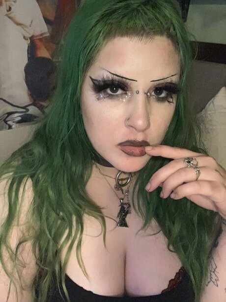 Scary pretty pornstar pictures