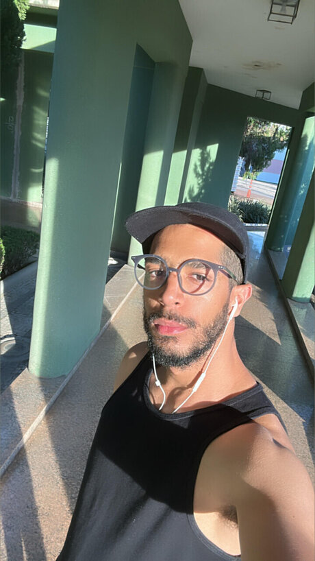 NIS pretty actress images