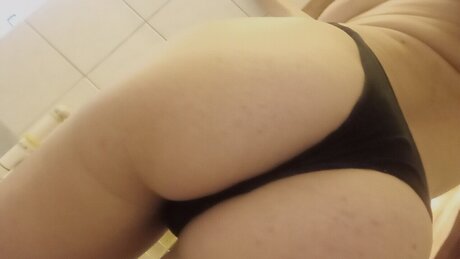 SoftCandy model xxx pictures